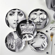 Load image into Gallery viewer, Artist Plates